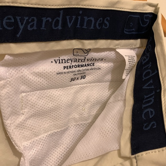 Vineyard Vines (30”x30”) - Picture 5 of 14